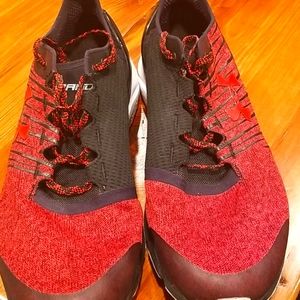 Under Armour Bandit 2 Tennis Shoes Size 14